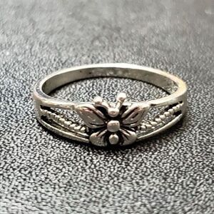 Sterling silver butterfly ring size 7.5
